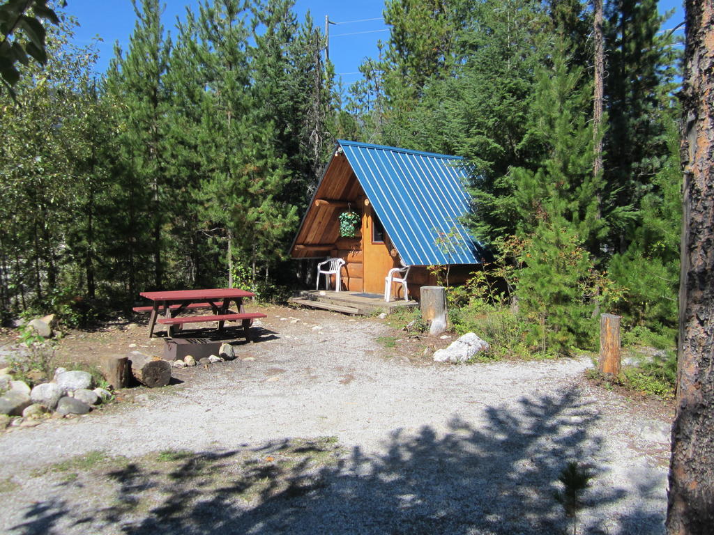 Blue River Cabins & Campgrounds Екстер'єр фото